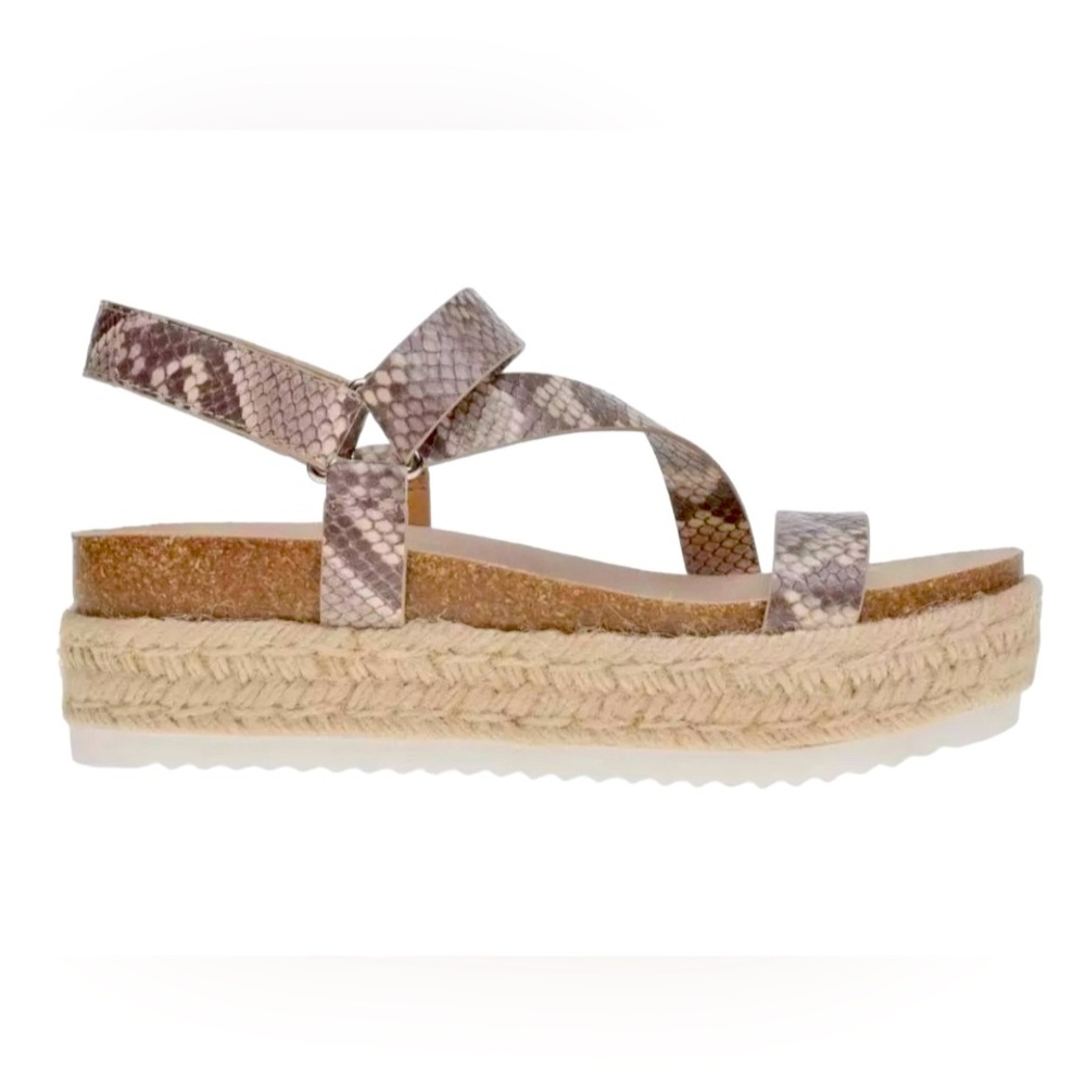 DolceVita Itzy Esadrille type Sandal Heel Style Wedge Size 8